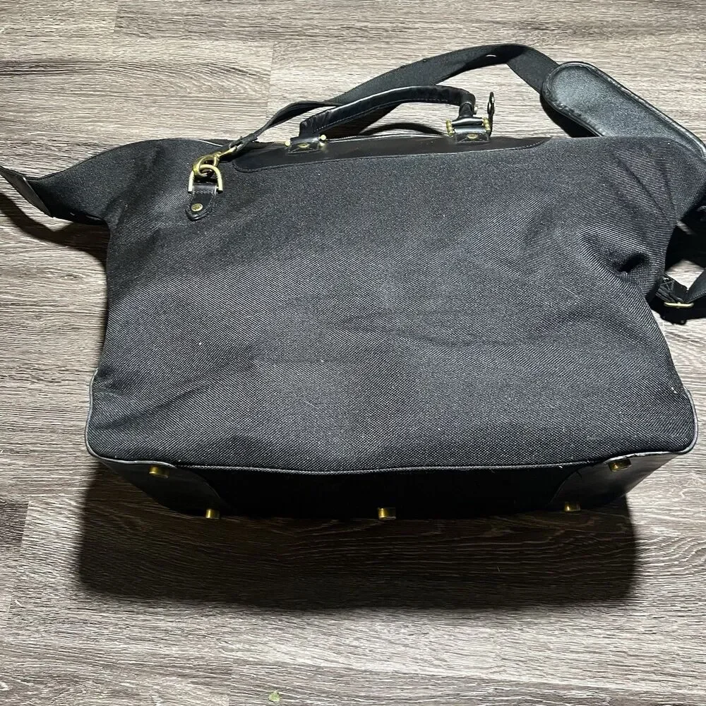 Tommy Bahama Black Duffle Bag Island Hopper SAIL FAST LIVE SLOW Sailboat